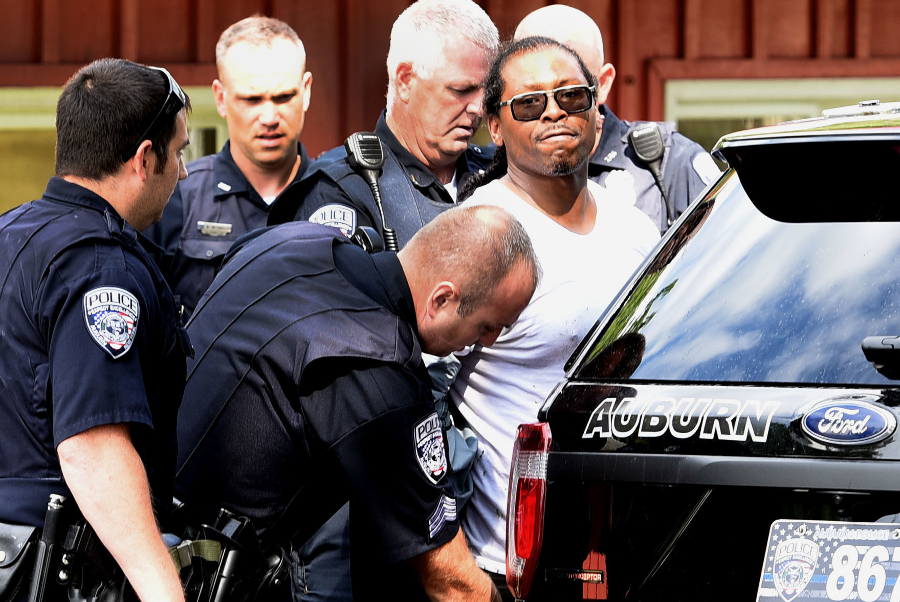 Robbery Suspect 1.JPG